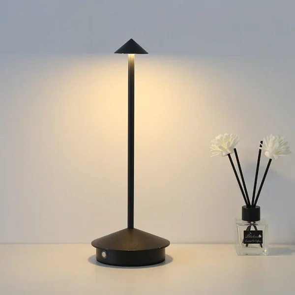 Rechargeable Table Lamp Led Touch Sensor Desktop Night Light Wireless Reading Lamp For Restaurant Hotel Bar 3